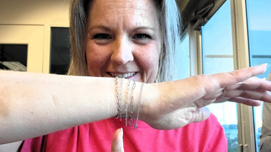 Peach Lane Permanent Bracelet Fit Guide